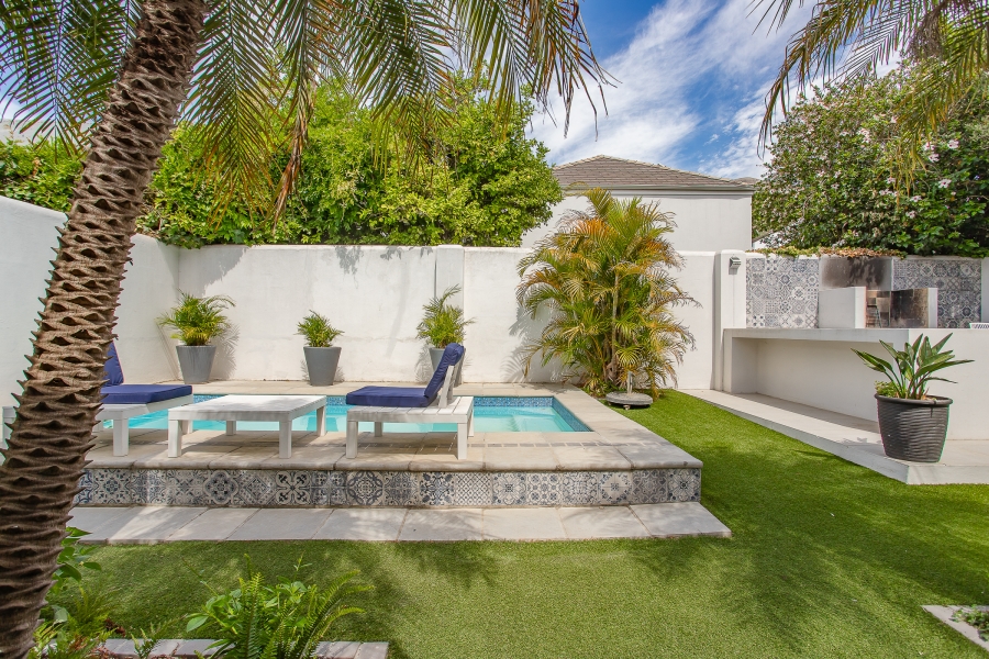 4 Bedroom Property for Sale in Vrykyk Western Cape